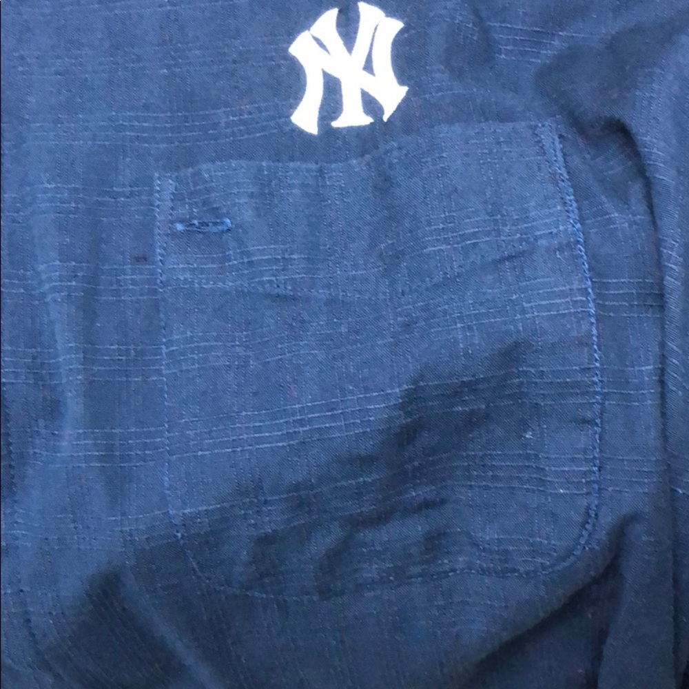 Men’s Shirt by Antigua New York Yankees XL NYY - Picture 8 of 8